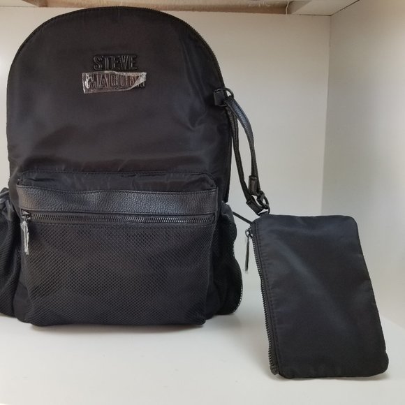 Steve Madden pluck Black Bjana with 2 drink mesh pockets. main image 13